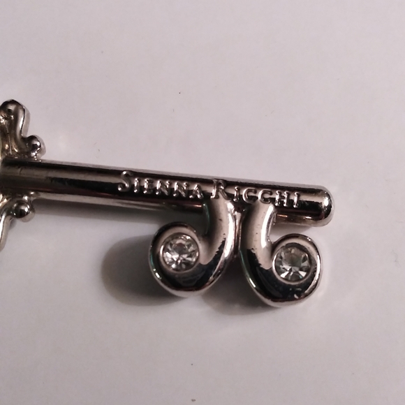 Sienna Ricchi Key Tag - Picture 6 of 6